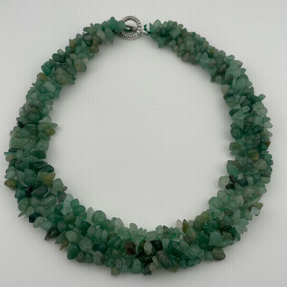 Chunky Green Agate Chip Statement Collar Necklace - Picture 4 of 9